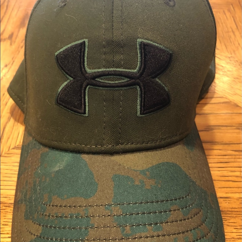 Under Armor fitted army baseball cap M/L